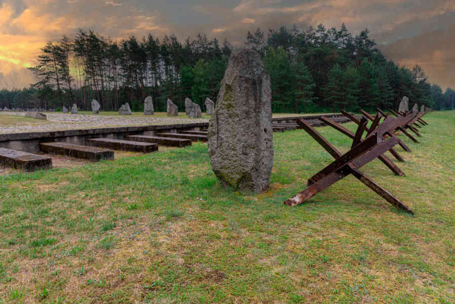 Polonia - Treblinka 14 - Treblinka I - campo de trabajo forzoso  - Memorial.jpg